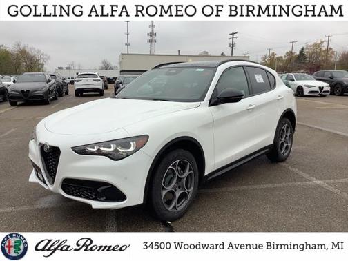 2025 Alfa Romeo Stelvio Sprint AWD