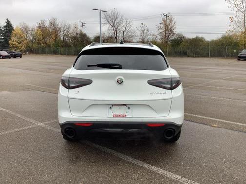 2025 Alfa Romeo Stelvio Sprint AWD