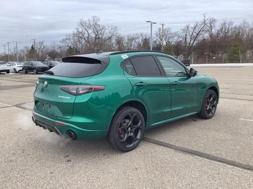 2025 Alfa Romeo Stelvio Ti
