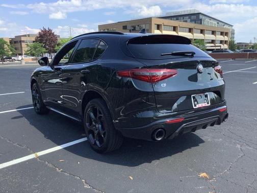 2022 Alfa Romeo Stelvio Ti
