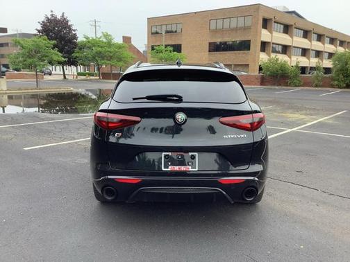 2022 Alfa Romeo Stelvio Ti