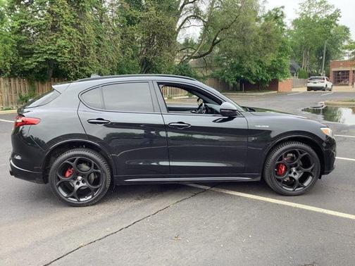 2022 Alfa Romeo Stelvio Ti