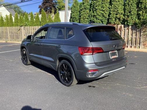 2022 Volkswagen Taos 1.5T SE