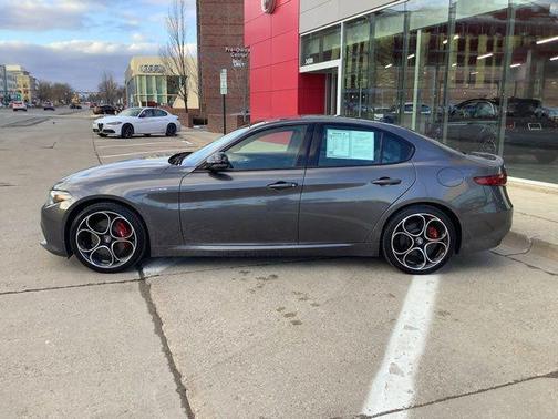 2023 Alfa Romeo Giulia Veloce AWD