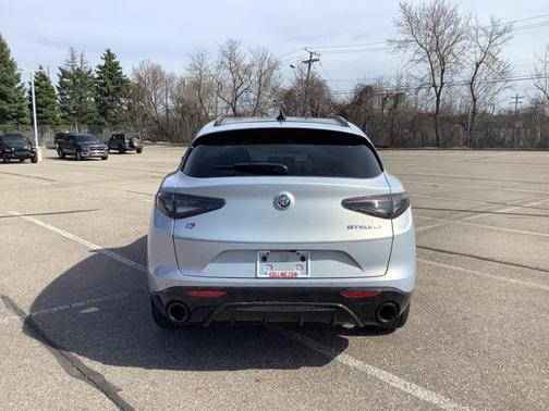 2025 Alfa Romeo Stelvio Sprint AWD
