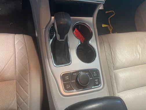 Sangria Metallic Clearcoat 2019 Jeep Grand Cherokee Summit