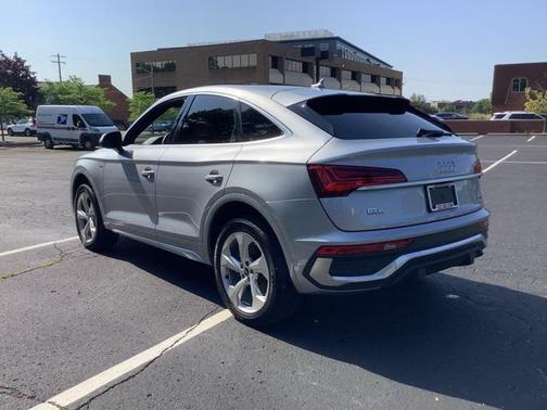 2023 Audi Q5 45 S line Premium Plus