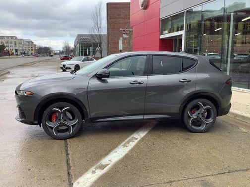 2026 Alfa Romeo Tonale Veloce AWD