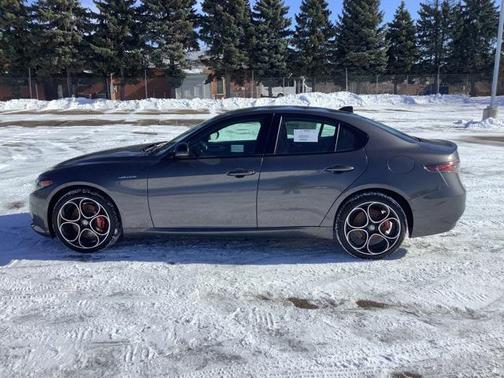 2025 Alfa Romeo Giulia AWD
