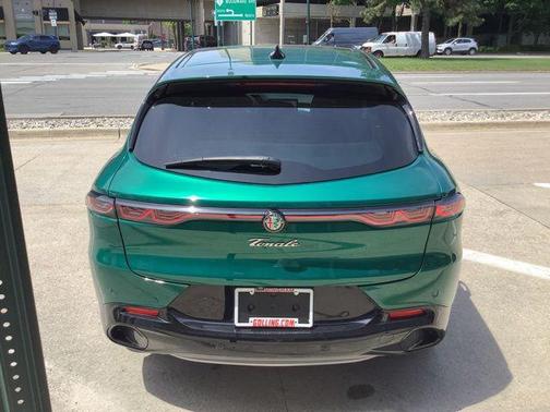 Verde Fangio Metallic 2024 Alfa Romeo Tonale Ti EAWD