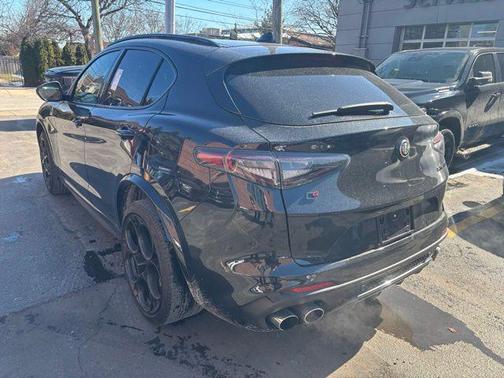 2024 Alfa Romeo Stelvio Ti