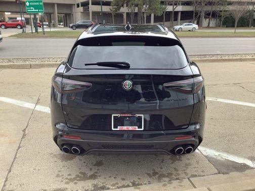 2024 Alfa Romeo Stelvio Ti