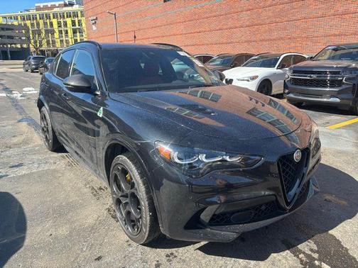 2024 Alfa Romeo Stelvio Ti