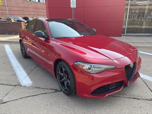 2023 Alfa Romeo Giulia Estrema AWD