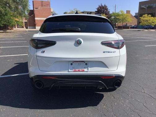 2025 Alfa Romeo Stelvio Sprint AWD