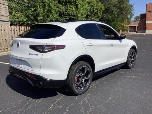 2025 Alfa Romeo Stelvio Sprint AWD