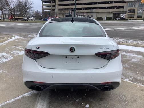 2025 Alfa Romeo Giulia AWD