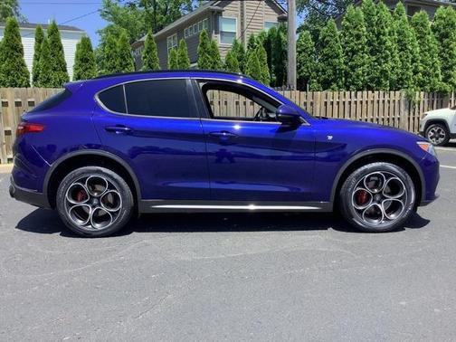 2022 Alfa Romeo Stelvio Ti