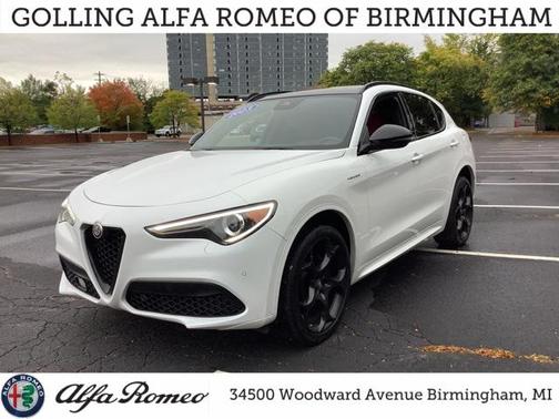 2023 Alfa Romeo Stelvio Veloce AWD