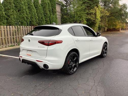2023 Alfa Romeo Stelvio Veloce AWD