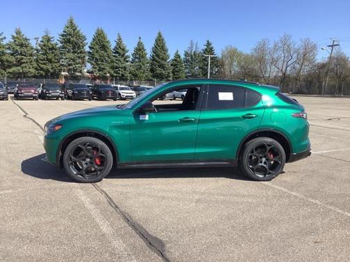 2025 Alfa Romeo Stelvio Sprint AWD