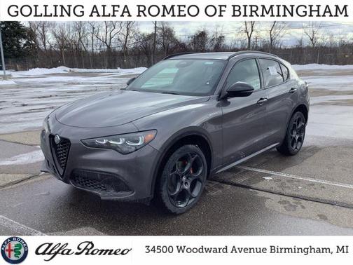 2025 Alfa Romeo Stelvio Sprint AWD