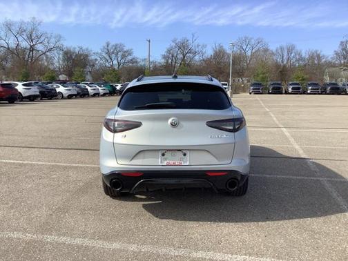 2025 Alfa Romeo Stelvio Sprint AWD