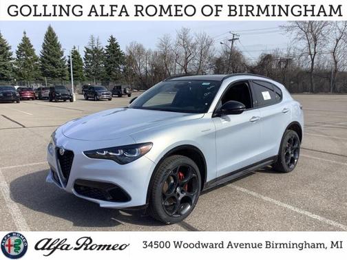 2025 Alfa Romeo Stelvio Sprint AWD