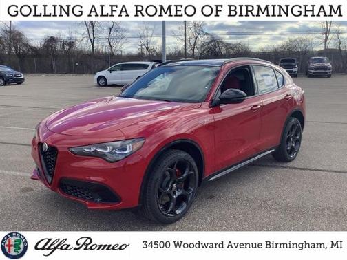 2025 Alfa Romeo Stelvio Sprint AWD