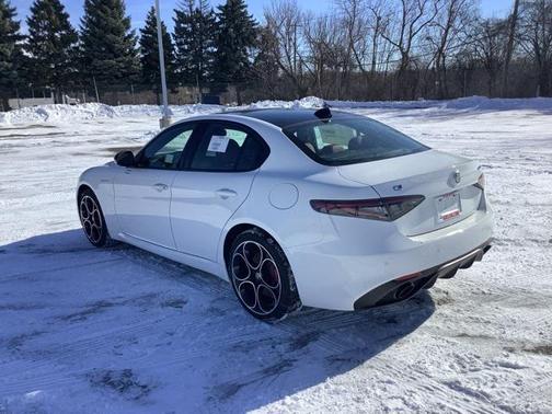 2025 Alfa Romeo Giulia AWD