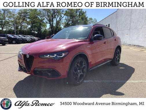 2025 Alfa Romeo Stelvio Sprint AWD