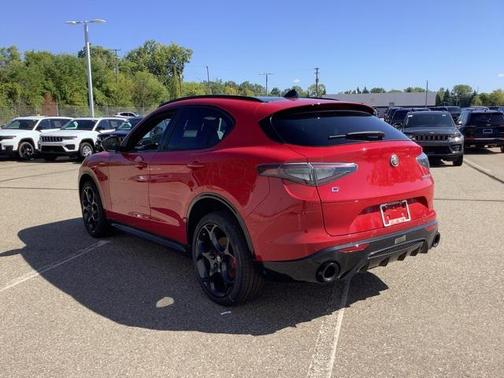 2025 Alfa Romeo Stelvio Sprint AWD