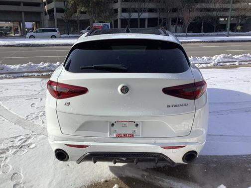 2023 Alfa Romeo Stelvio Veloce AWD