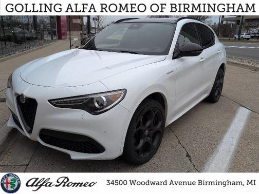2023 Alfa Romeo Stelvio Veloce AWD