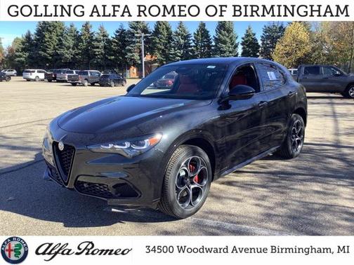 2025 Alfa Romeo Stelvio Sprint AWD