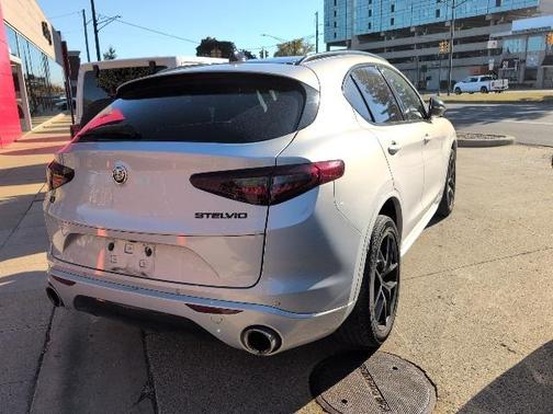 2021 Alfa Romeo Stelvio Ti