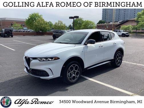 Milano White 2024 Alfa Romeo Tonale Ti EAWD