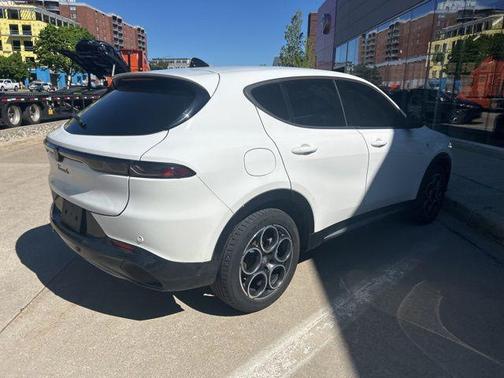 Milano White 2024 Alfa Romeo Tonale Ti EAWD