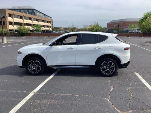 Milano White 2024 Alfa Romeo Tonale Ti EAWD