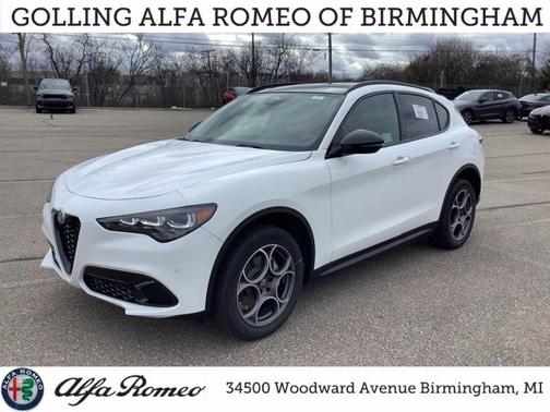 2025 Alfa Romeo Stelvio Sprint AWD