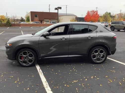 2024 Alfa Romeo Tonale Veloce EAWD