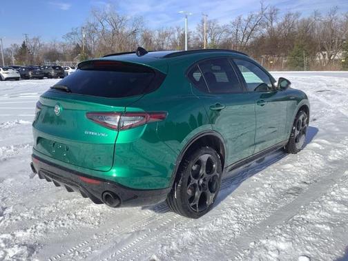 2025 Alfa Romeo Stelvio Sprint AWD