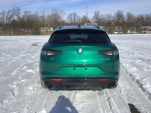 2025 Alfa Romeo Stelvio Sprint AWD