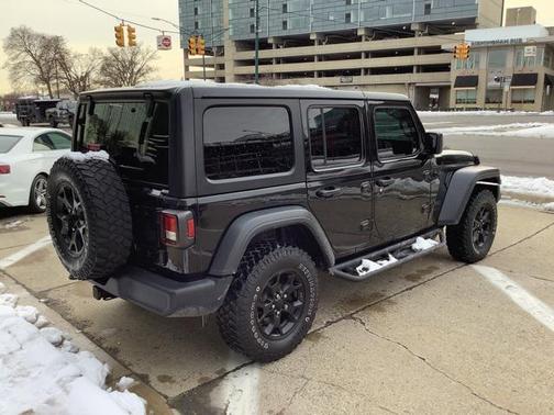 2020 Jeep Wrangler Unlimited Willys 4X4