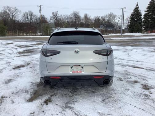 2025 Alfa Romeo Stelvio Sprint AWD