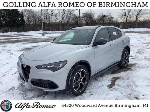 2025 Alfa Romeo Stelvio Sprint AWD