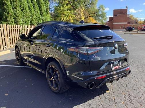 2025 Alfa Romeo Stelvio Sprint AWD
