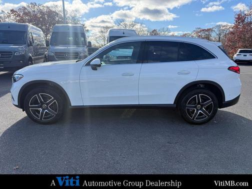 2026 Mercedes-Benz GLC 300 4MATIC