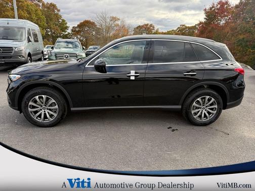 2026 Mercedes-Benz GLC 300 4MATIC