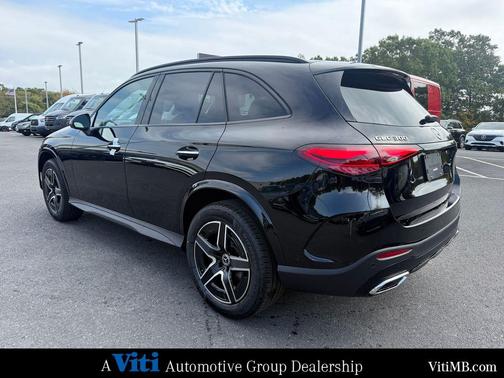 2026 Mercedes-Benz GLC 300 4MATIC